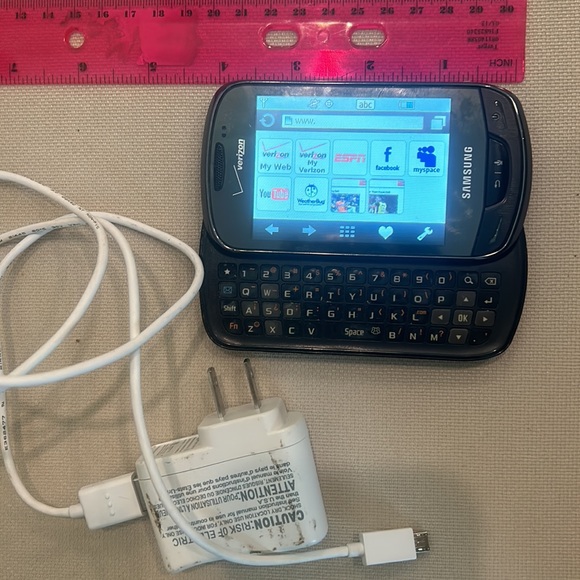 Samsung Brightside U380 Verizon Cell Phone Y2K Side Slide Keyboard w/Charger - Picture 4 of 12